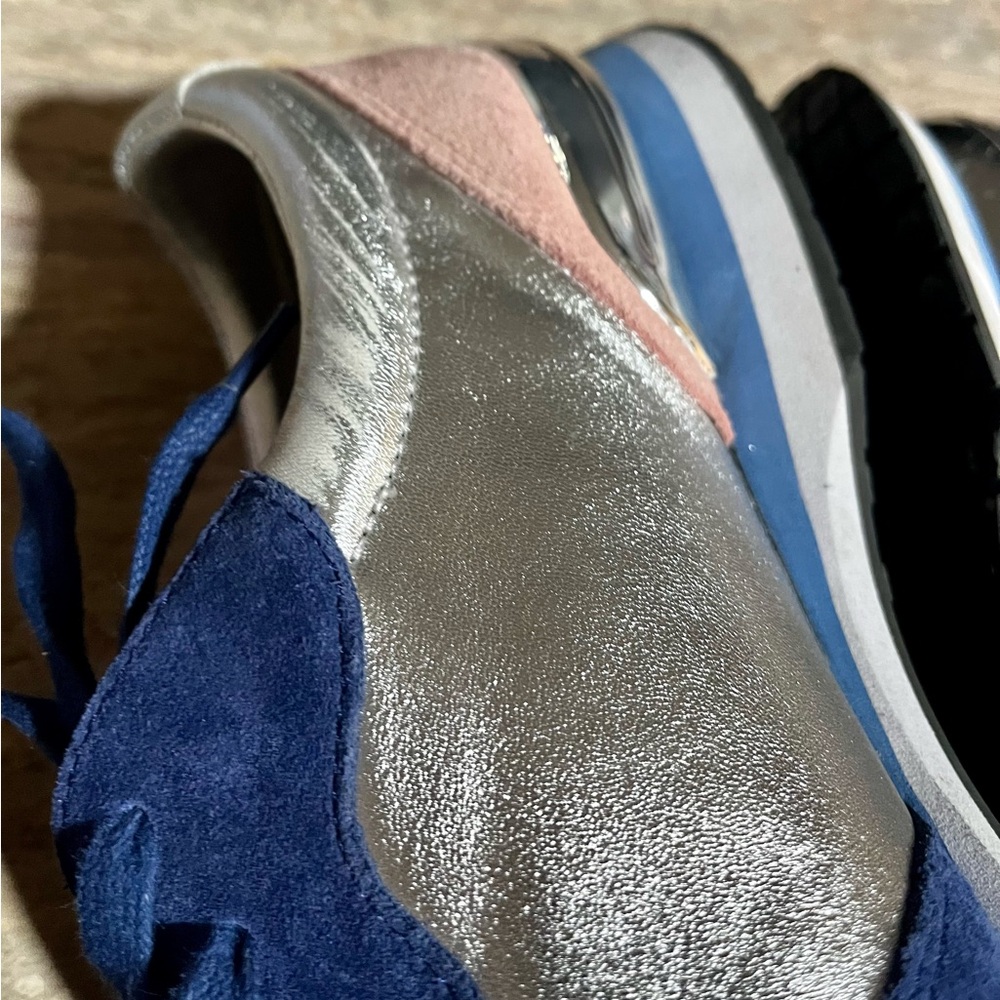 Tory Burch Silver/ Navy/ Sea Victorian Brielle Leather & Suede Sneakers - Picture 9 of 15